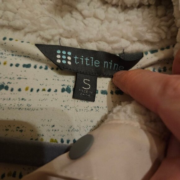 Title Nine women's quarter-snap sherpa/gray marl fleece sweater - Picture 2 of 7